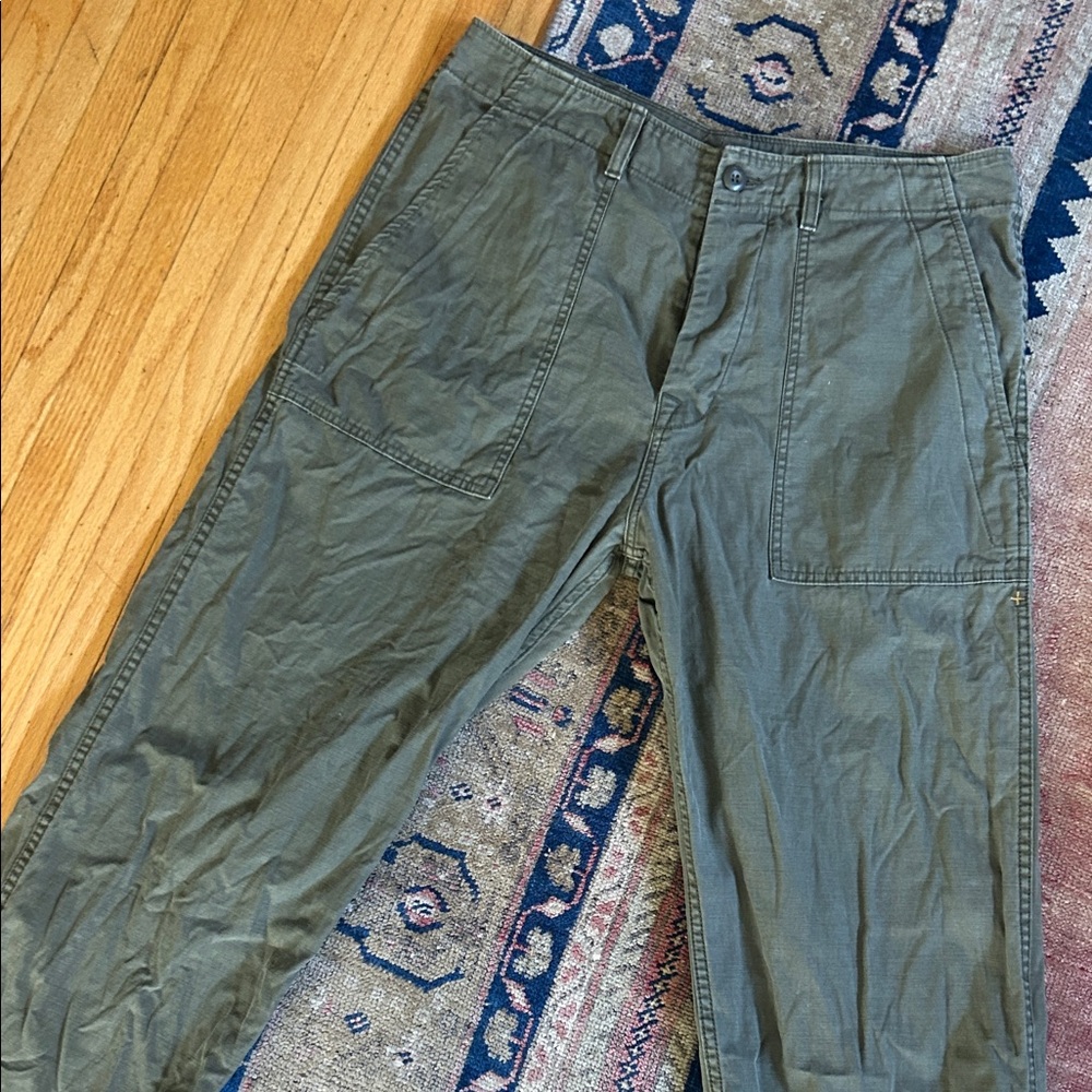 Imogene & Willie army green cotton pants, size L